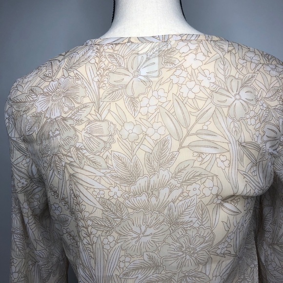 H&M Blouse - Picture 6 of 7